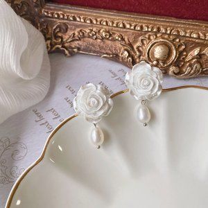 Hand Made Floral Freshwater Peal 925 Silver Earring